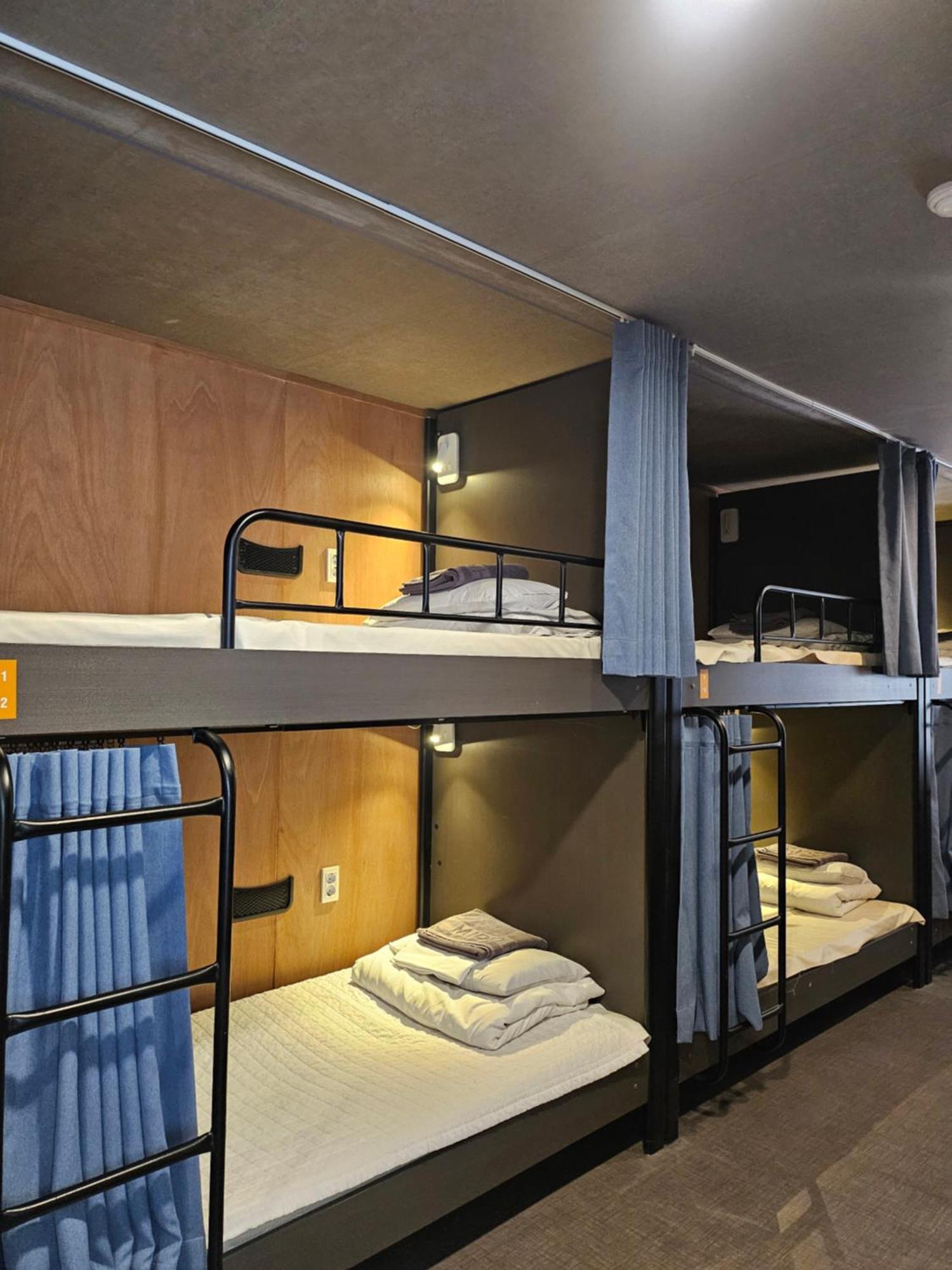 Mido Hostel Seogwipo Exteriör bild