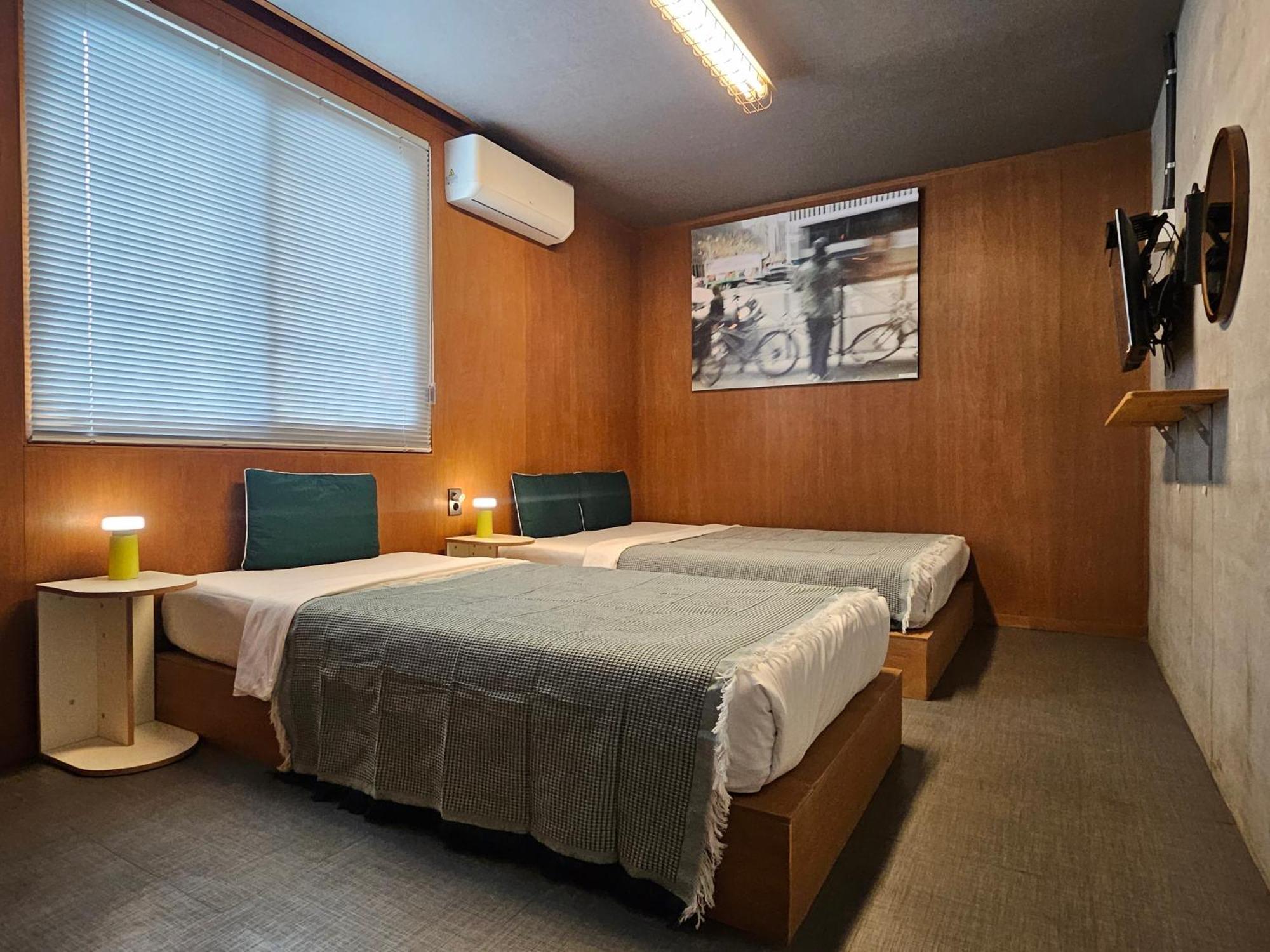 Mido Hostel Seogwipo Exteriör bild